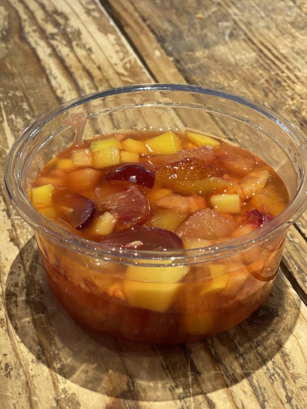 Salade de fruits, sirop au citron vert